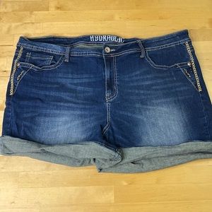 Hydraulic plus size denim shorts size 24